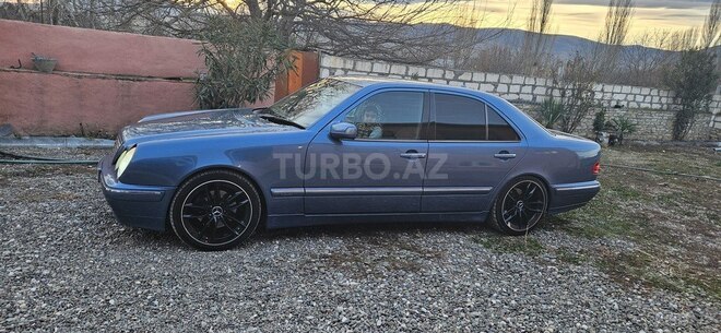 Mercedes E 270 1999, 356,987 km - 2.7 l - Ağstafa