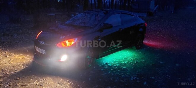 Hyundai Accent 2011, 349,000 km - 1.4 l - Bakı