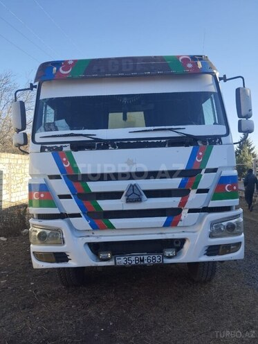 HOWO Sinotruk 2011, 225,000 km - 9.5 л - Qazax