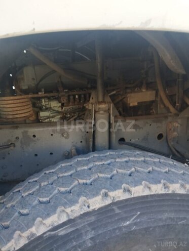 HOWO Sinotruk 2011, 225,000 km - 9.5 л - Qazax