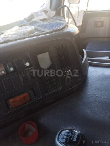 HOWO Sinotruk 2011, 225,000 km - 9.5 л - Qazax