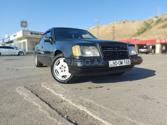 Mercedes E 250 1994, 450,000 km - 2.5 l - Bakı