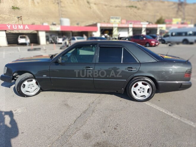Mercedes E 250 1994, 450,000 km - 2.5 l - Bakı