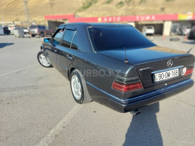 Mercedes E 250 1994, 450,000 km - 2.5 l - Bakı