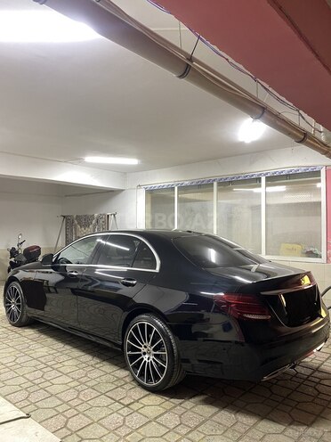Mercedes E 300 2018, 107,245 km - 2.0 л - Bakı