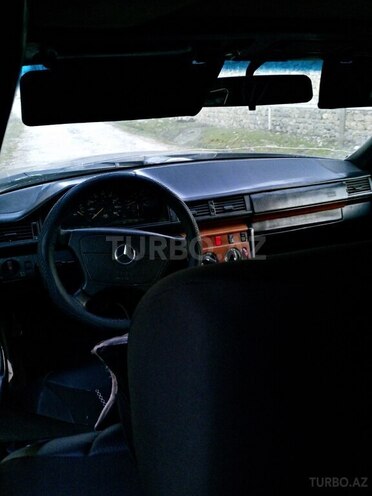 Mercedes E 200 1995, 545,800 km - 2.0 l - Göyçay