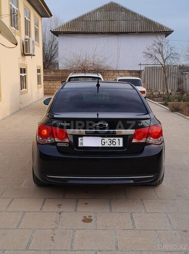 Chevrolet Cruze 2014, 210,000 km - 1.4 l - Salyan