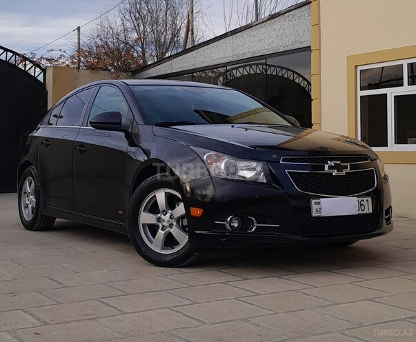 Chevrolet Cruze 2014, 210,000 km - 1.4 l - Salyan
