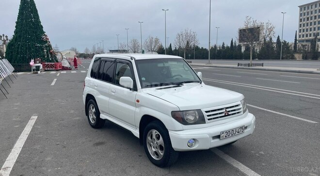 Mitsubishi Pajero io 2000, 210,101 km - 1.8 l - Gəncə