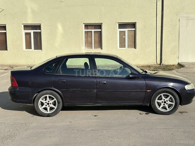 Opel Vectra 1998, 360,000 km - 2.0 l - Bakı