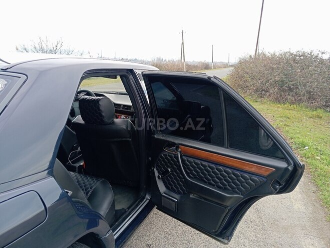 Mercedes E 250 1994, 639,322 km - 2.5 l - Lənkəran
