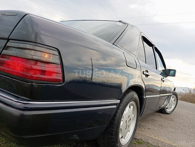 Mercedes E 250 1994, 639,322 km - 2.5 l - Lənkəran