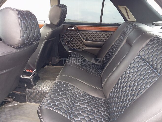 Mercedes E 250 1994, 639,322 km - 2.5 l - Lənkəran