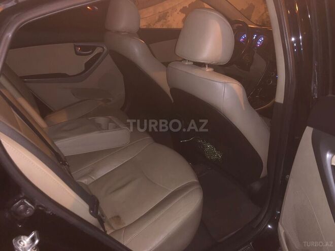Hyundai Elantra 2014, 266,346 km - 1.8 l - Bakı