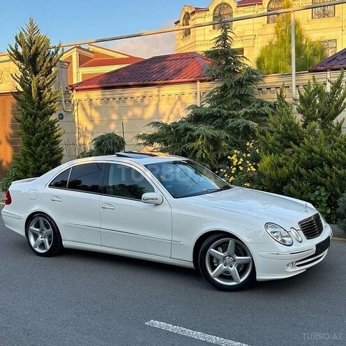 Mercedes E 270 2004, 315,000 km - 2.7 l - Bakı