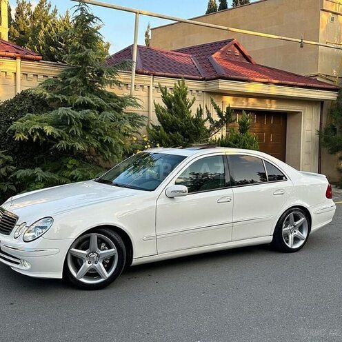 Mercedes E 270 2004, 315,000 km - 2.7 l - Bakı