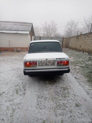 LADA (VAZ) 2107 2003, 22,580 km - 1.6 л - Qusar