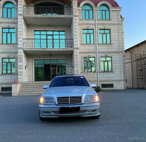 Mercedes C 230 1999, 245,150 km - 2.3 л - Yevlax