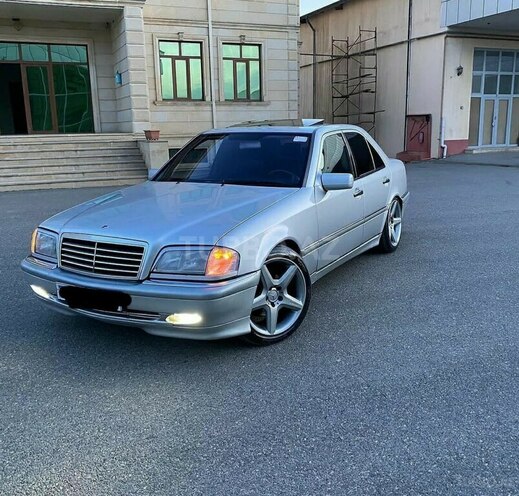 Mercedes C 230 1999, 245,150 km - 2.3 л - Yevlax