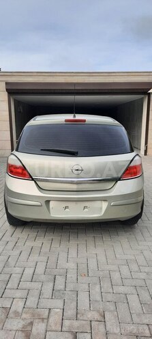 Opel Astra 2005, 220,000 km - 1.4 л - Bakı
