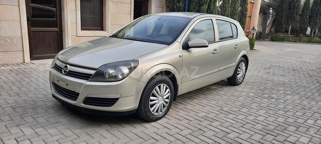 Opel Astra 2005, 220,000 km - 1.4 л - Bakı