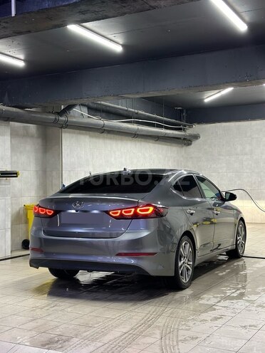 Hyundai Elantra 2017, 77,000 km - 2.0 л - Bakı