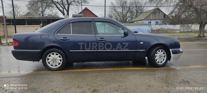 Mercedes E 230 1997, 537,975 km - 2.3 l - Neftçala