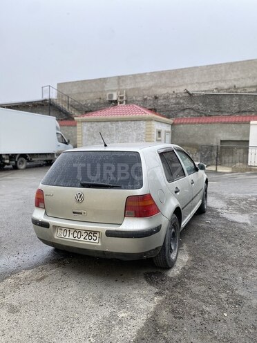 Volkswagen Golf 2000, 300,000 km - 2.0 l - Xırdalan