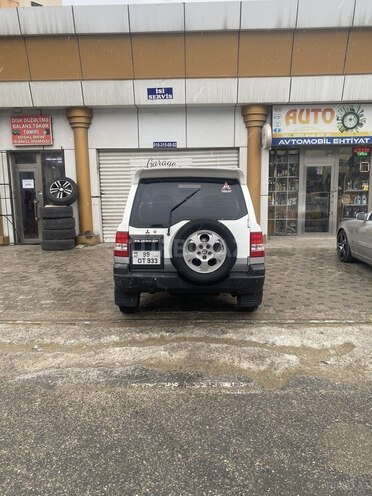 Mitsubishi Pajero io 1999, 308,000 km - 1.8 l - Bakı