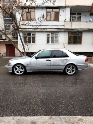 Mercedes C 200 1999, 430,000 km - 2.0 л - Bakı
