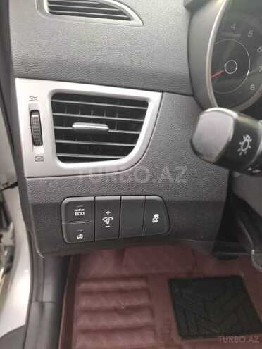 Hyundai Elantra 2014, 95,000 km - 1.6 л - Bakı
