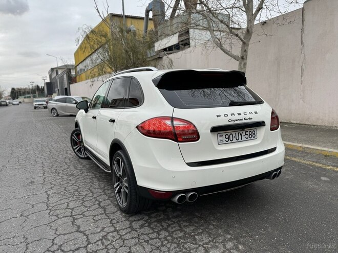 Porsche Cayenne Turbo 2011, 121,000 km - 4.8 l - Bakı