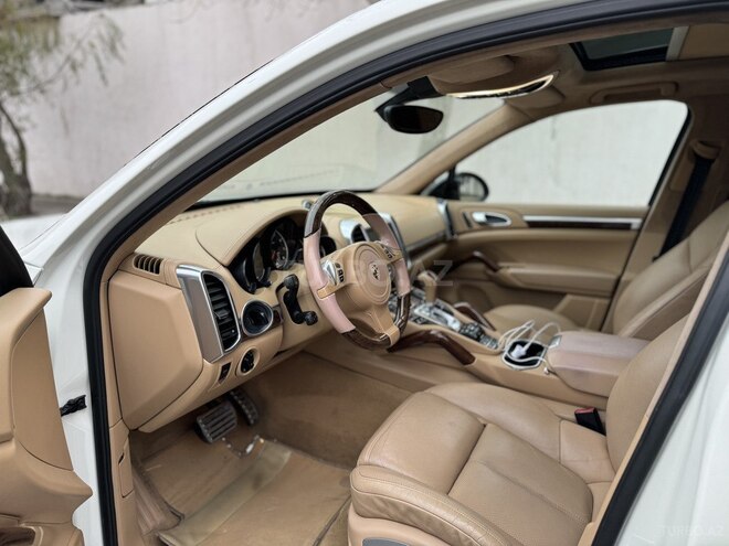 Porsche Cayenne Turbo 2011, 121,000 km - 4.8 l - Bakı