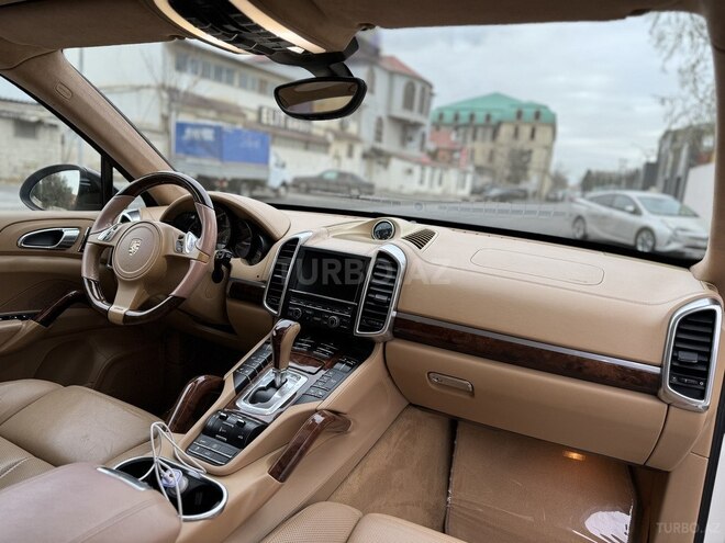 Porsche Cayenne Turbo 2011, 121,000 km - 4.8 l - Bakı
