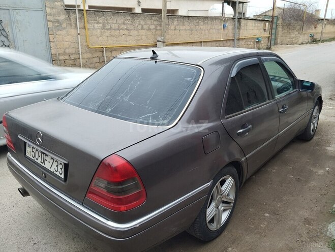 Mercedes C 180 1995, 380,000 km - 1.8 л - Bakı