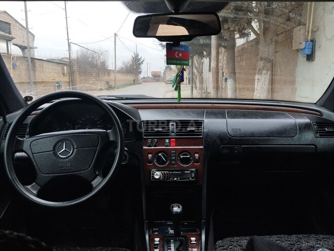 Mercedes C 180 1995, 380,000 km - 1.8 л - Bakı