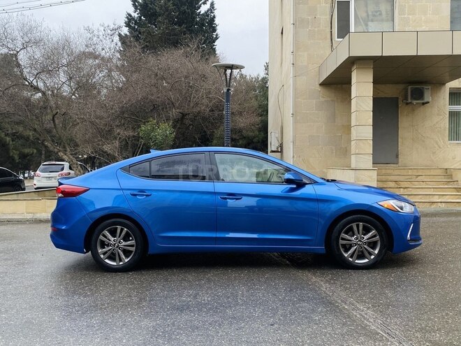 Hyundai Elantra 2018, 91,733 km - 2.0 l - Bakı