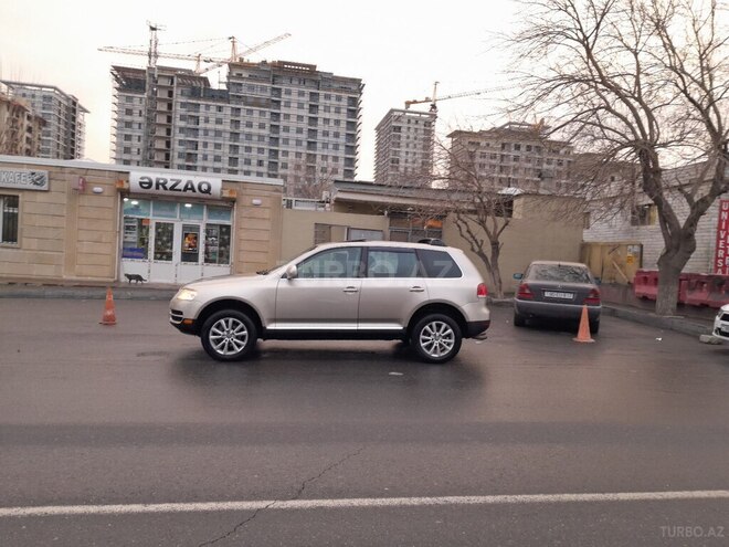 Volkswagen Touareg 2003, 233,000 km - 3.2 l - Bakı