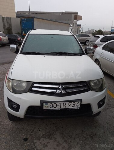 Mitsubishi L200 2012, 317,000 km - 2.5 l - Bakı