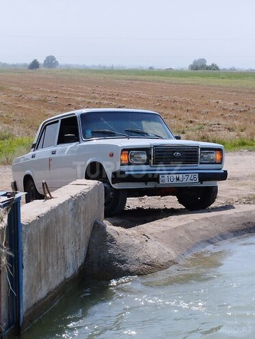LADA (VAZ) 2107 2004, 555,555 km - 1.6 л - Yevlax