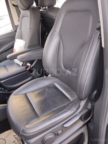 Mercedes Viano 2015, 160,000 km - 2.2 л - Bakı