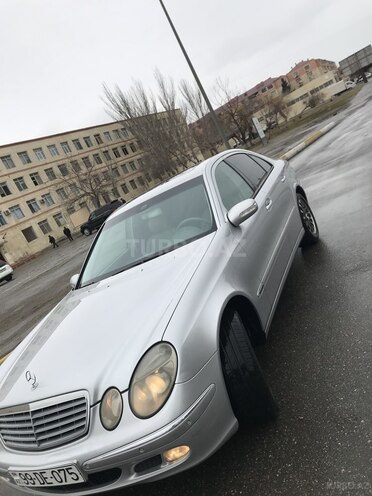 Mercedes E 220 2002, 350,000 km - 2.2 l - Sumqayıt