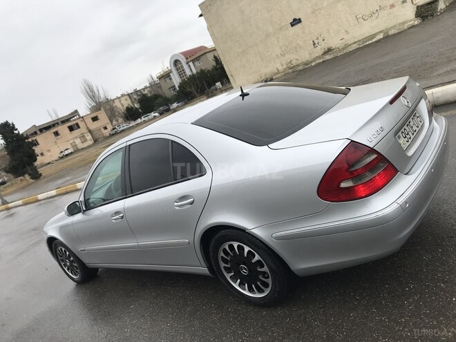 Mercedes E 220 2002, 350,000 km - 2.2 l - Sumqayıt