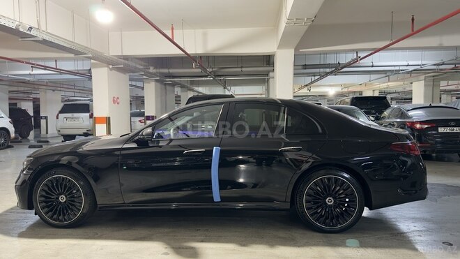 Mercedes E 300 e 2023, 0 km - 2.0 л - Bakı