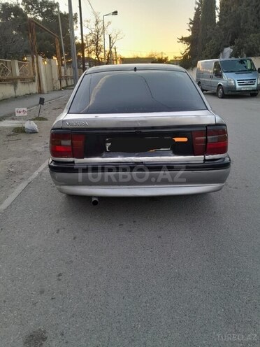Opel Vectra 1995, 25,800 km - 2.0 л - Bakı