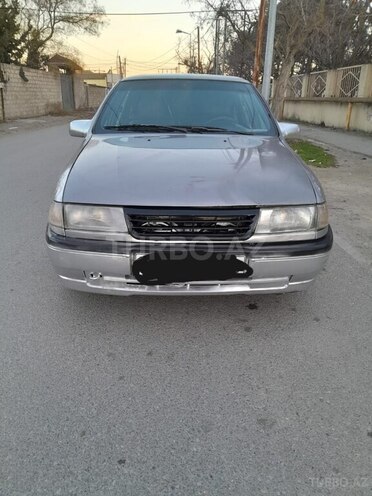 Opel Vectra 1995, 25,800 km - 2.0 л - Bakı