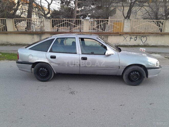Opel Vectra 1995, 25,800 km - 2.0 л - Bakı