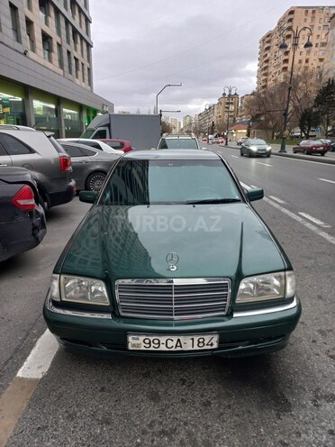 Mercedes C 220 2000, 600,000 km - 2.2 l - Bakı