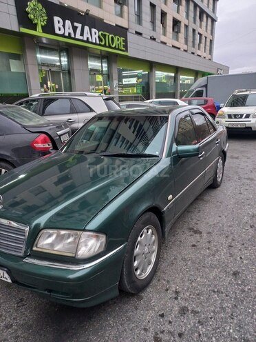 Mercedes C 220 2000, 600,000 km - 2.2 l - Bakı
