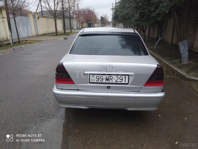 Mercedes C 220 1999, 360,000 km - 2.2 l - Biləsuvar